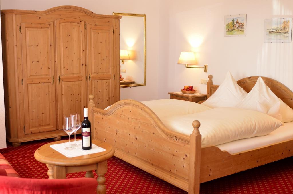 Landhotel Schellenberg Uberlingen Esterno foto