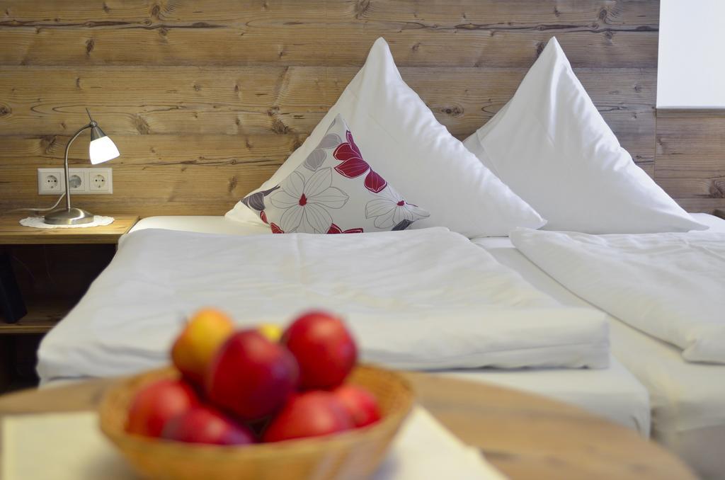Landhotel Schellenberg Uberlingen Esterno foto